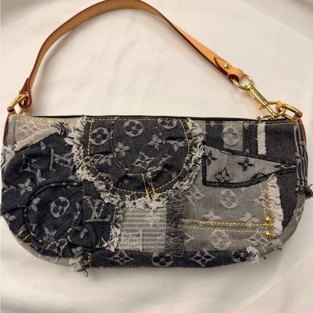 Louis Vuitton Black and Gray Denim Monogram Patchwork Shoulder Bag - New! - Picture 7 of 9
